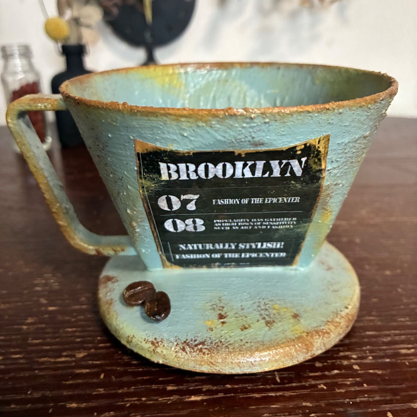 コーヒー豆付き🫘ドリッパー型リメイク鉢 (ピスタチオグリーン