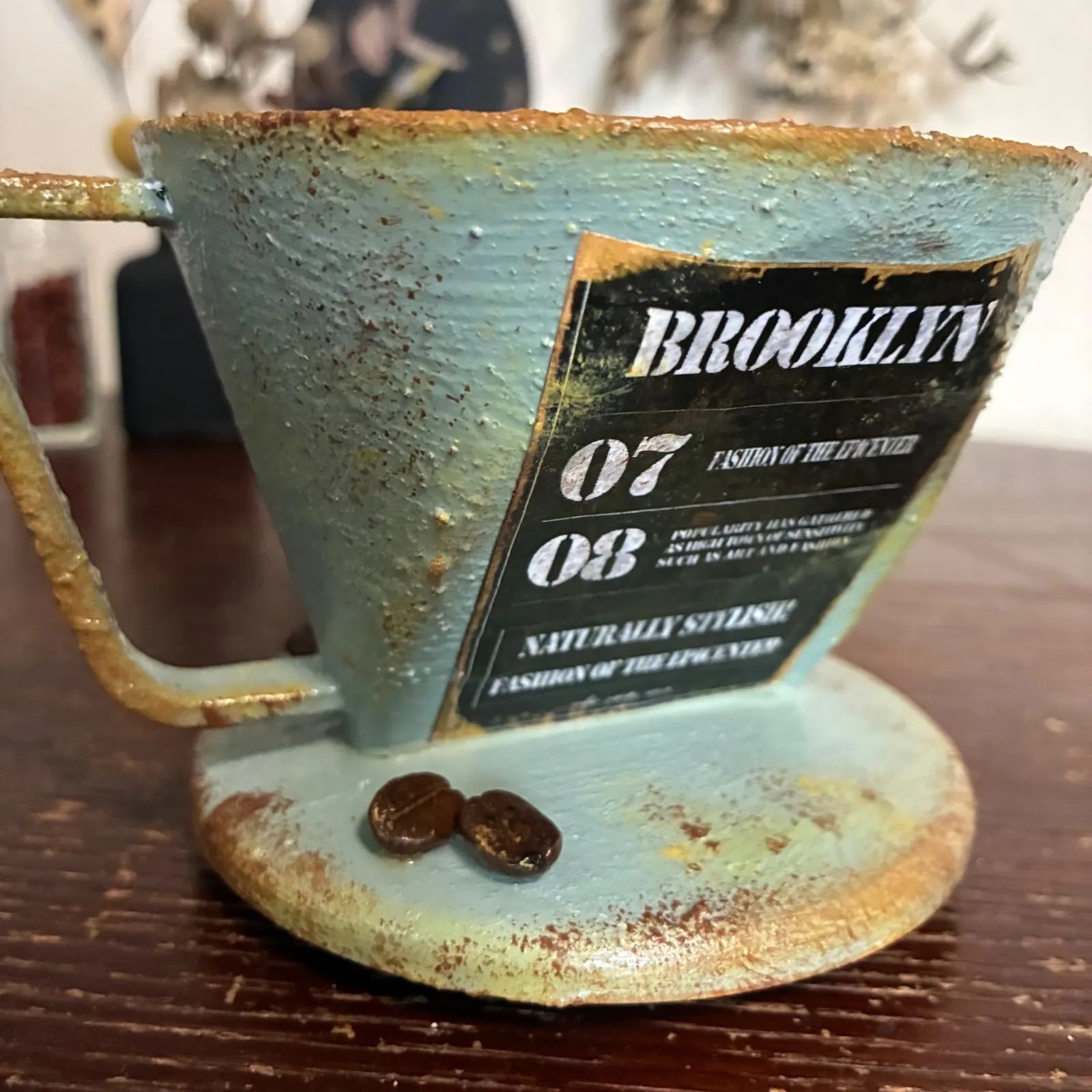 コーヒー豆付き🫘ドリッパー型リメイク鉢 (ピスタチオグリーン