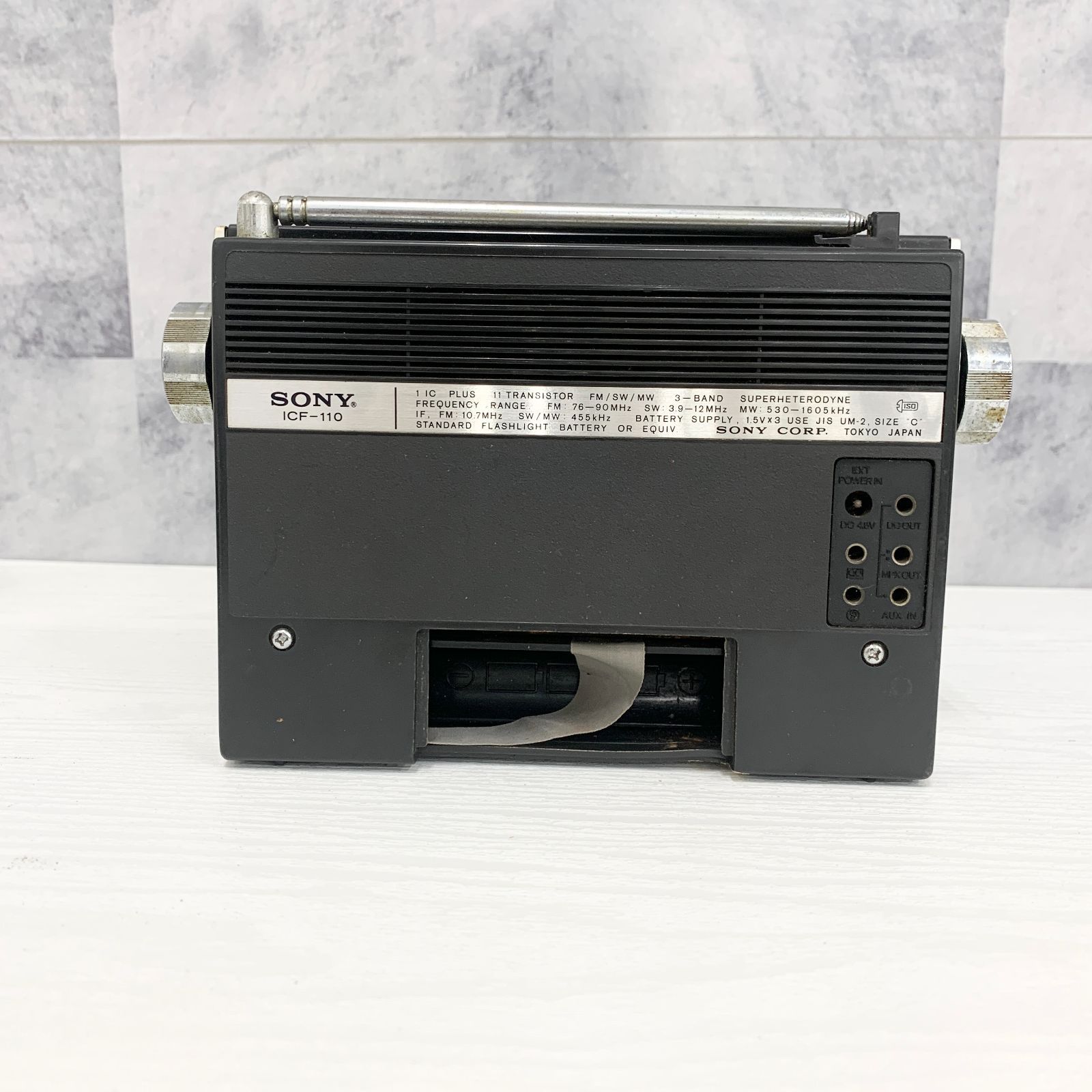 ジャンク SONY ソニー ICF-110 ラジオ ベルト付きキャリングケース付属