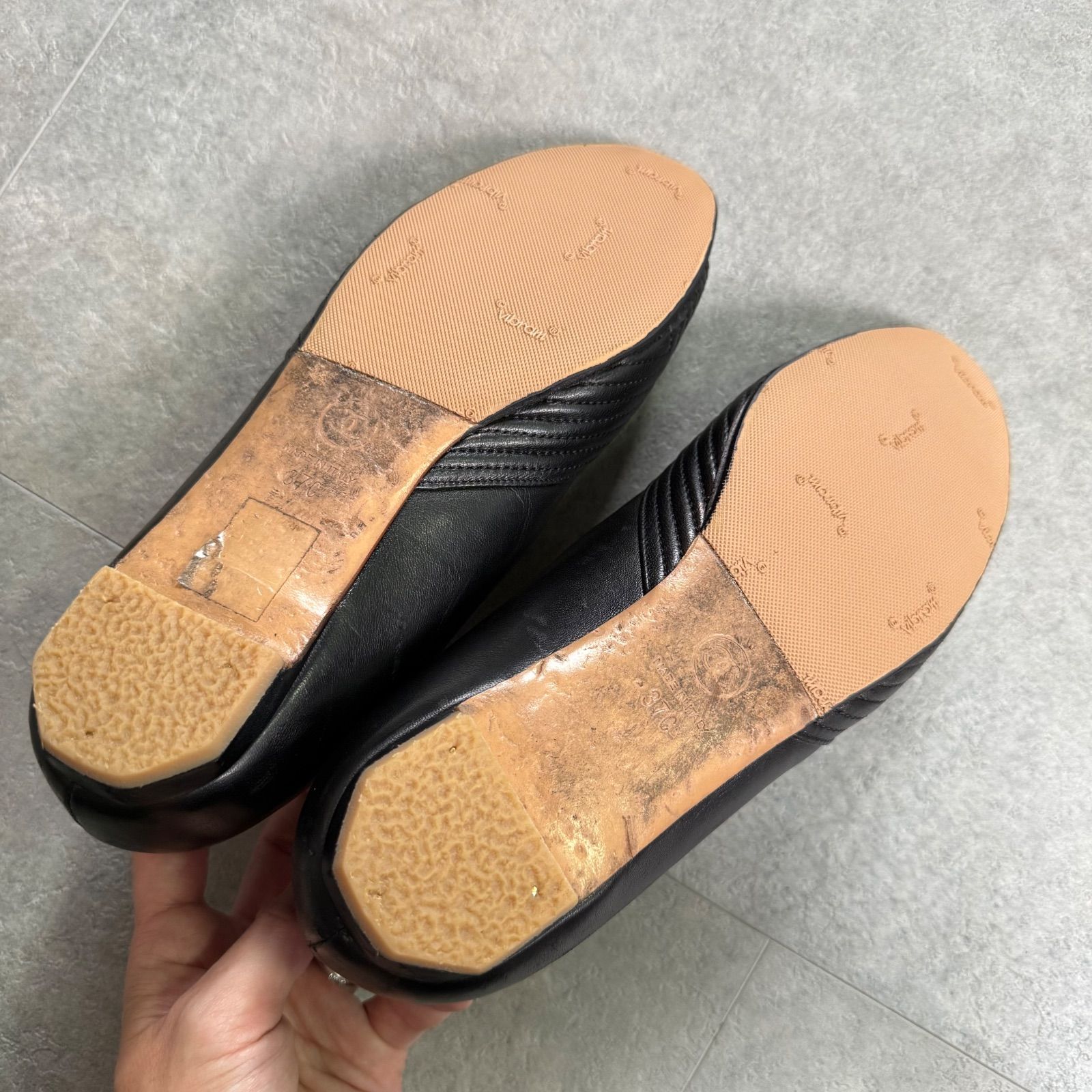 CHANEL シャネル ココマーク Vステッチ シェブロン ストーン レザー