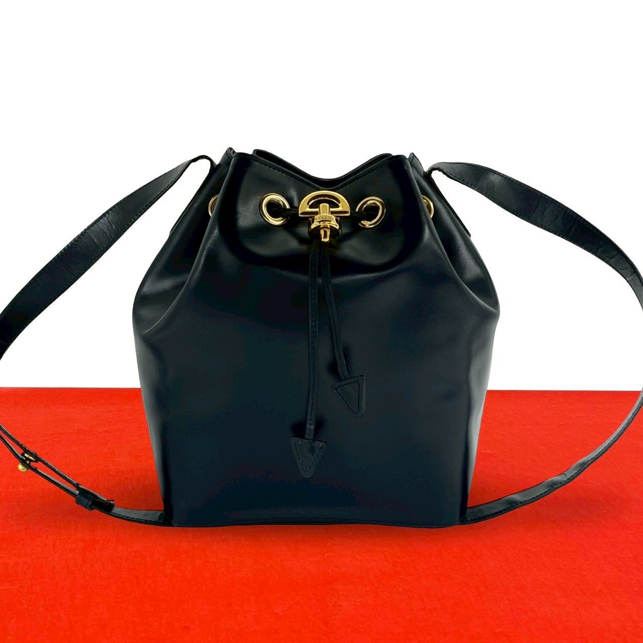 極 美品 CELINE セリーヌ ヴィンテージ ロゴ 金具 レザー 本革
