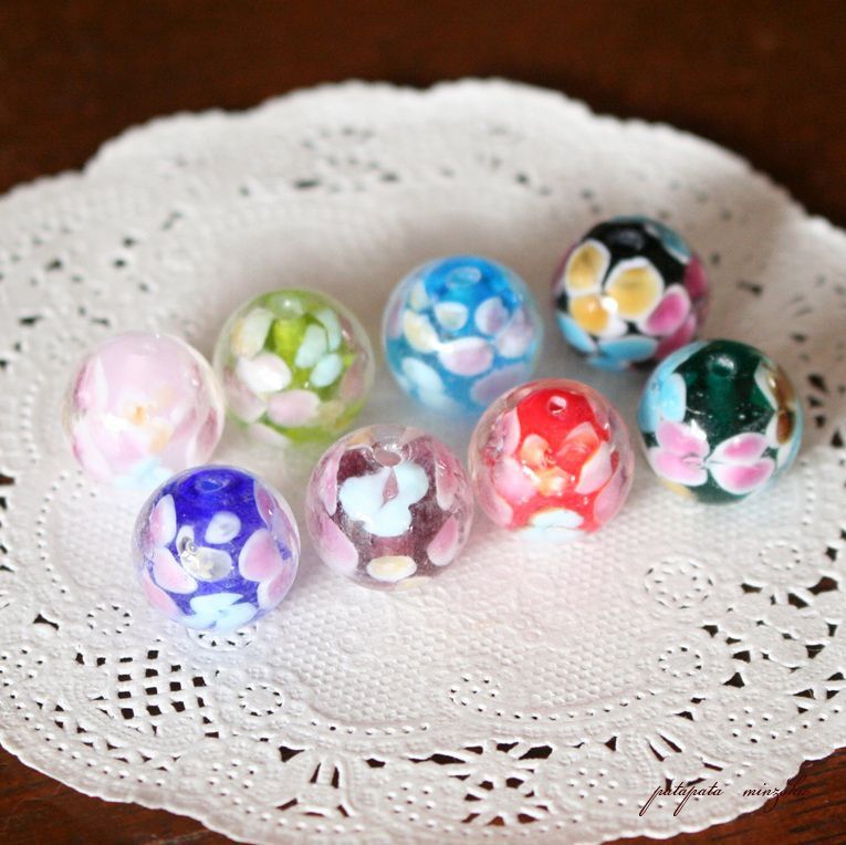 とんぼ玉他の残欠セット とんぼ玉 8色 セット ガラス アクセサリーパーツ 蜻蛉玉 雑貨 小物