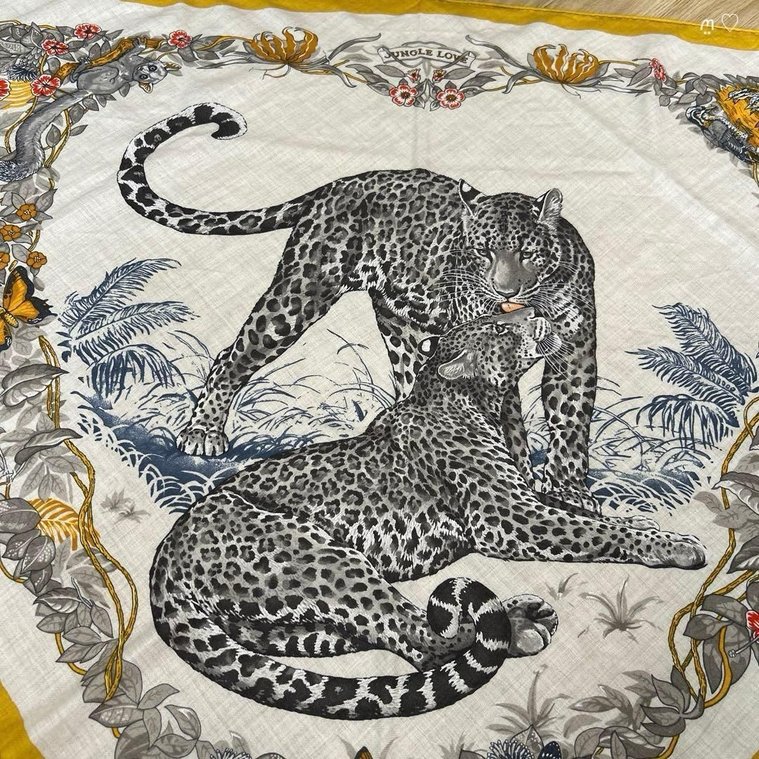 HERMESエルメス トライアングルジェアン ジャングルラブ カシシル