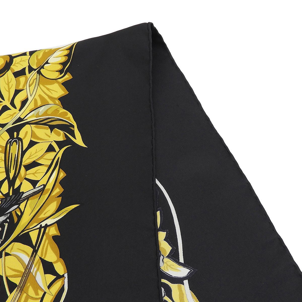 エルメス HERMES カレ スカーフ JUNGLE LOVE ジャングルラブ シルク