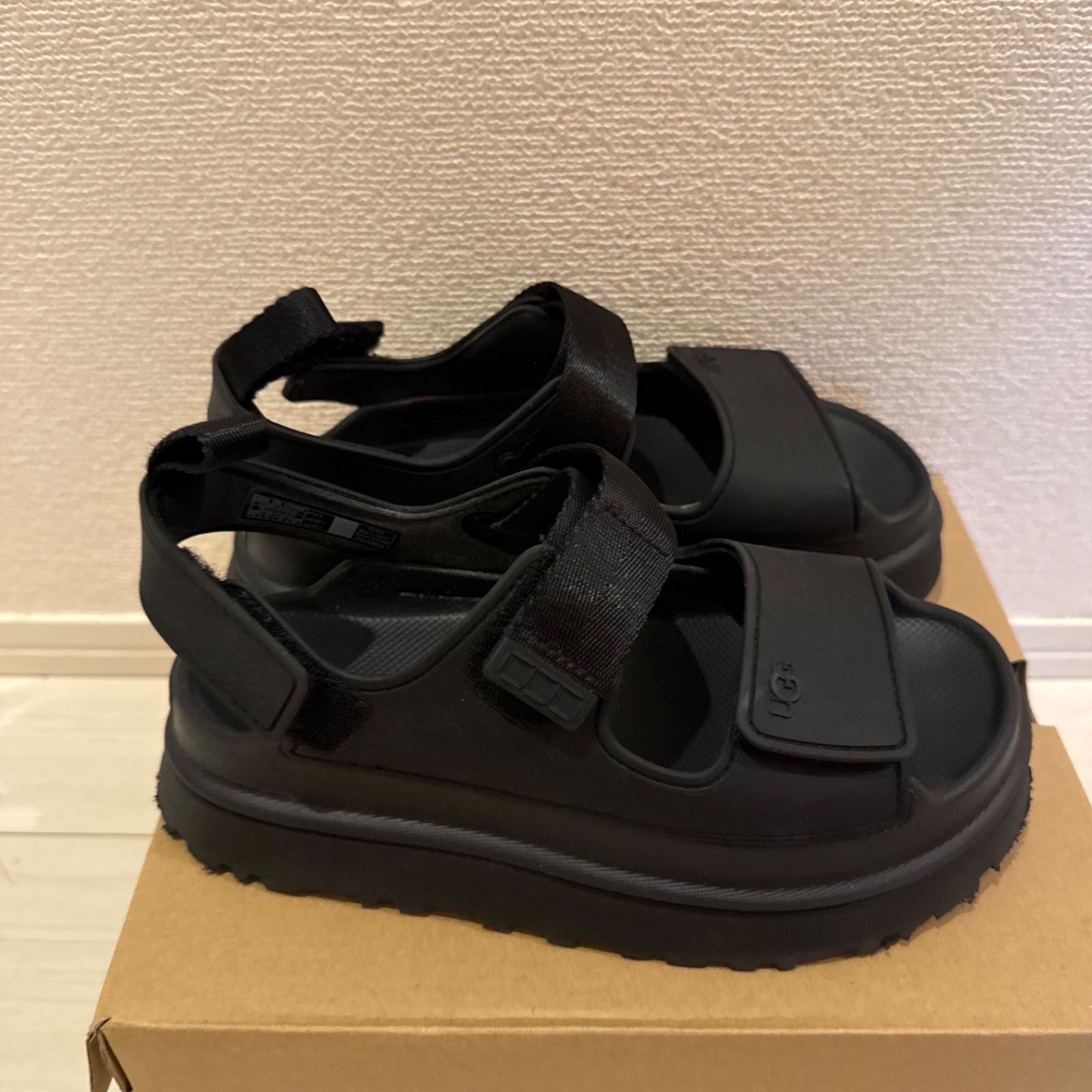 値下げ可能】UGG GOLDENGLOW BLACK アグ ゴールデングロウ ブラック