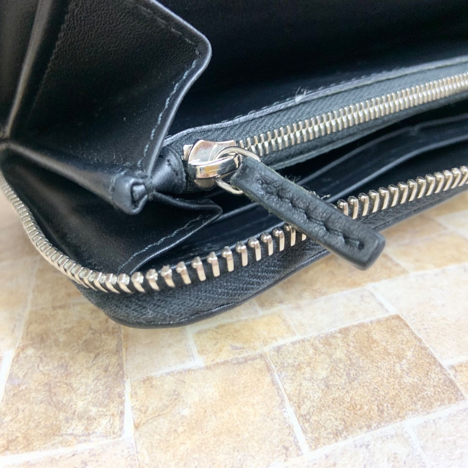 FENDI フェンディ レインボー マルチ スタッズ RAINBOW STUDS レザー
