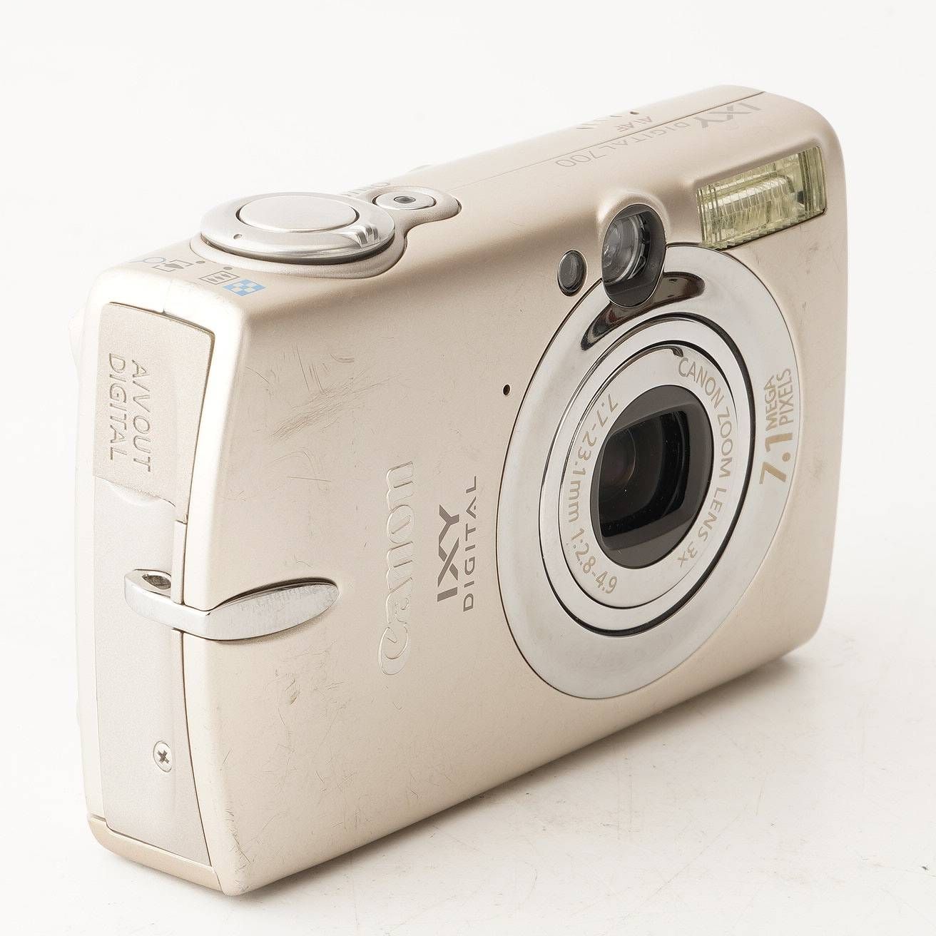 キヤノン Canon IXY DIGITAL 700 サテン ベージュ 3x 光学ズーム