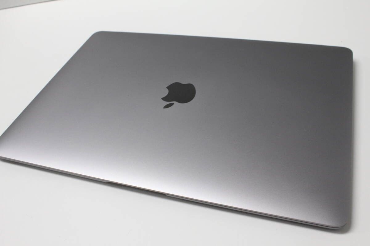 MacBook Air 2018 13インチ 256GB/8GB 中古 - メルカリ
