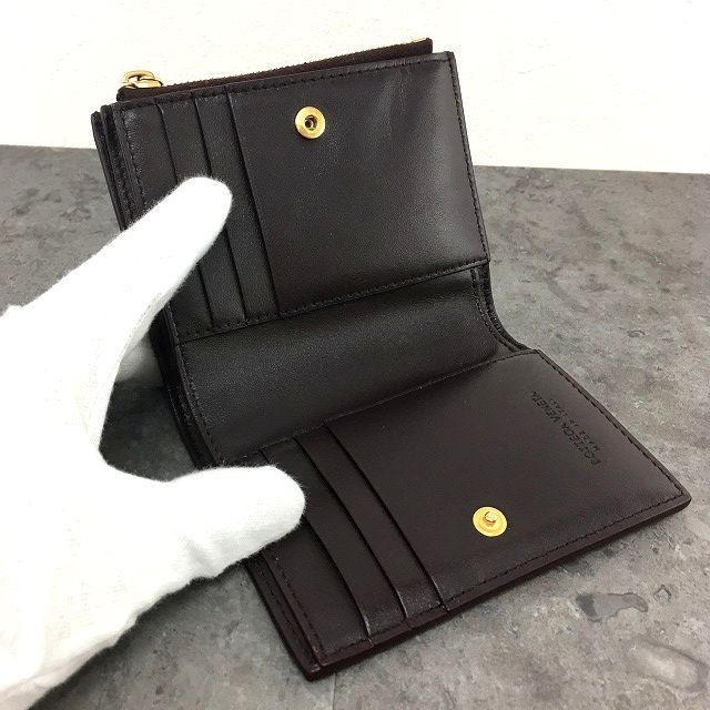 極美品 BOTTEGA VENETA カセット コンパクトウォレット ラムスキン 402
