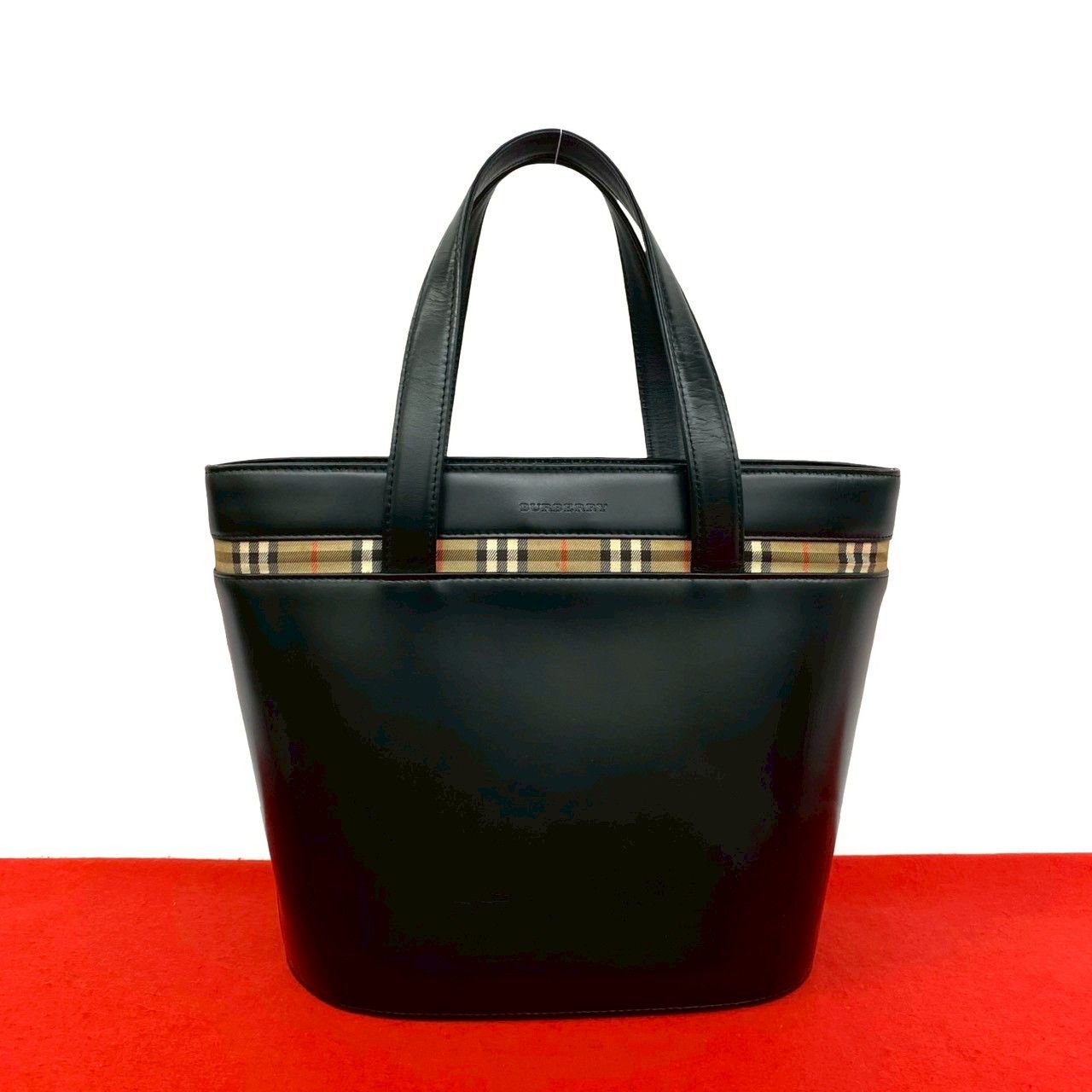極 美品 BURBERRY バーバリー ノバチェック 柄 ロゴ 刻印 カーフ