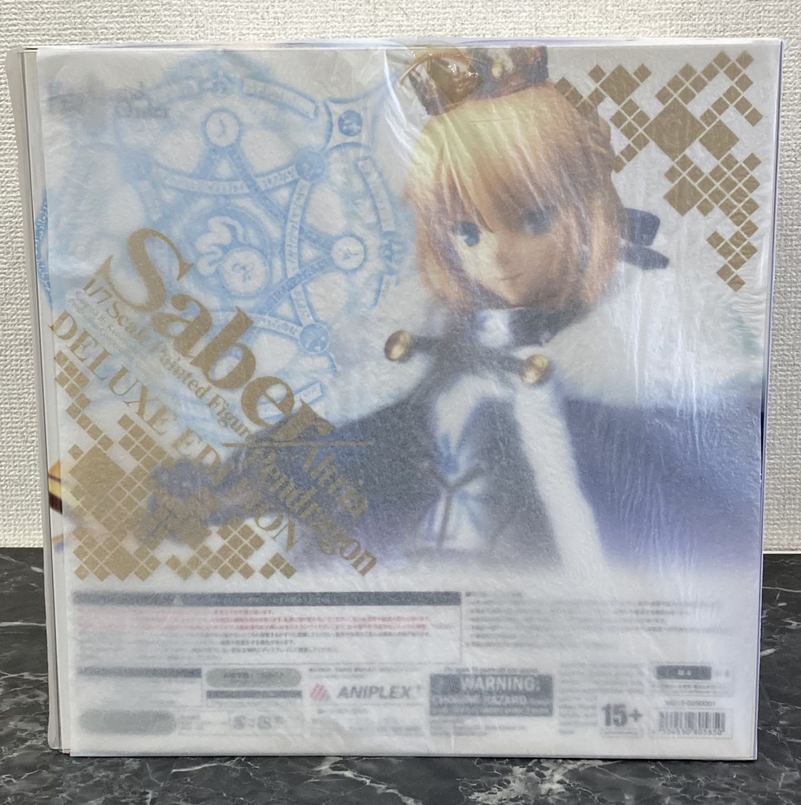 27. 【店舗併売品】 Fate/Grand Order セイバー/アルトリア・ペン