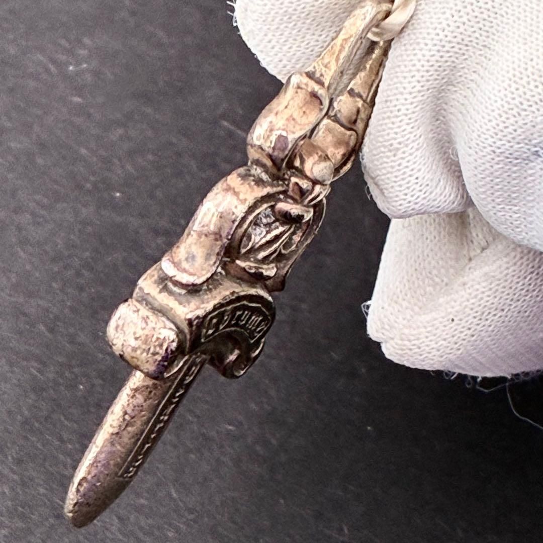 安心鑑定通過品！Chrome Hearts ダガー チャーム ペンダントトップ クロムハーツ ダガー ペンダントトップ チャーム シルバー925 銀