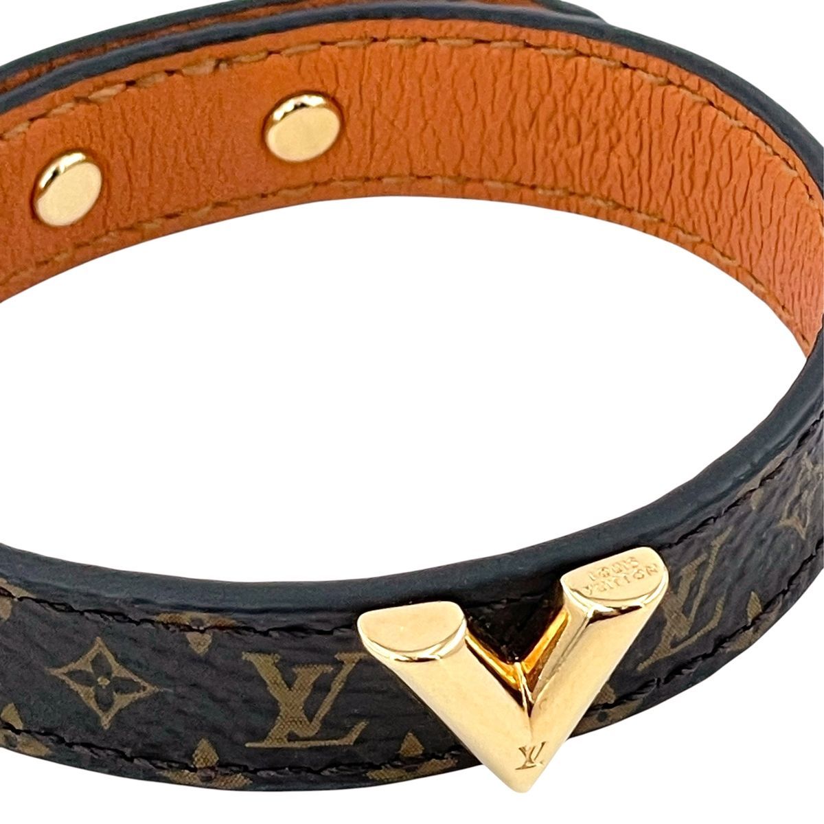 ルイヴィトン　ブレスレット　アクセサリー　Louis Vuitton 中古】 LOUIS VUITTON ルイ ヴィトン ブラスレ エセンャルV M6042