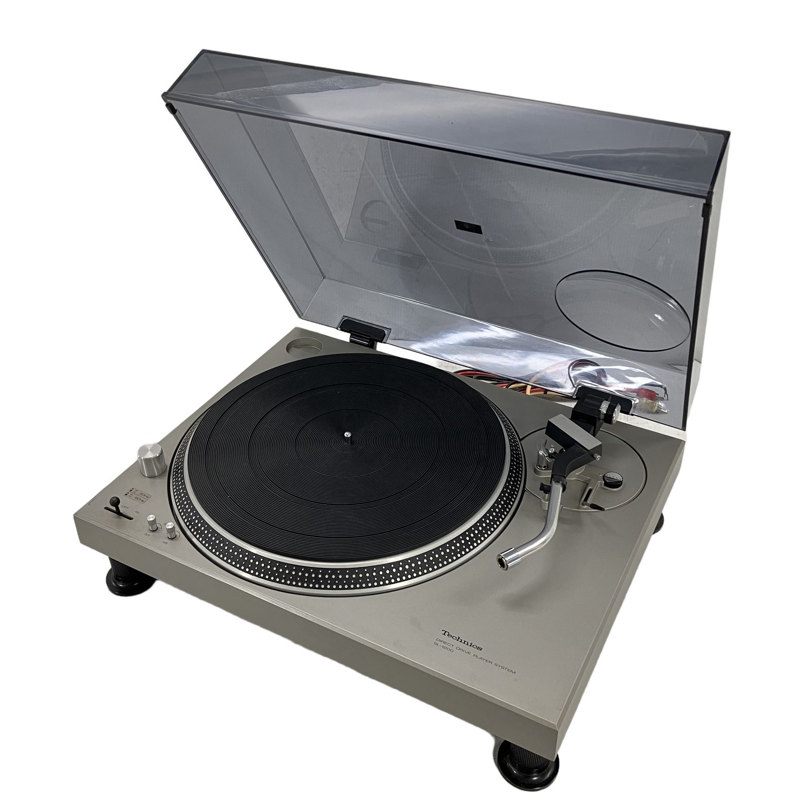 ジャンクTechnics SL-1200 ターンテーブルmk3 Technics テクニクス SL-1200 初代 ターンテーブル ジャンク W11428513