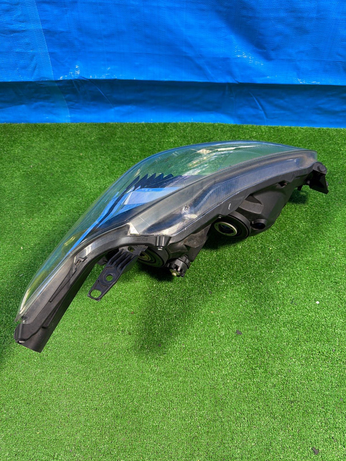 トヨタ シエンタ NSP170G 純正 左側 ヘッドライト KOITO 52-282 (2234