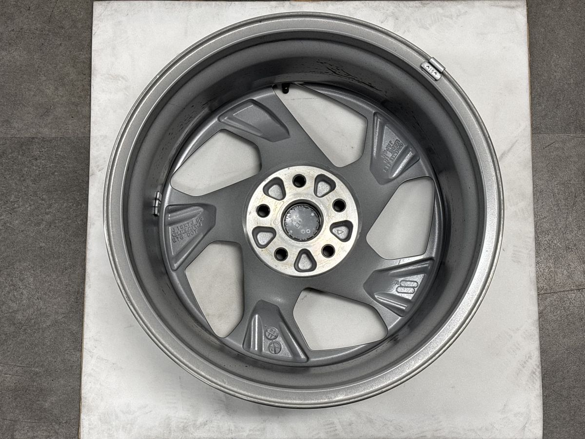 新車外し】スバル クロストレック 純正 18in 7J +55 PCD114.3 4本