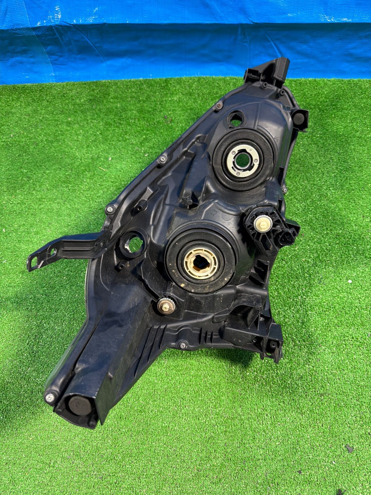 トヨタ シエンタ NSP170G 純正 左側 ヘッドライト KOITO 52-282 (2234