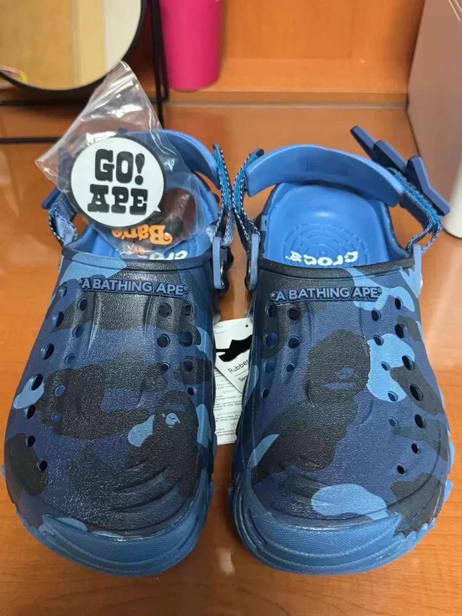 Crocs A BATHING APE アベイシングエイプ カモフラ サンダル ブルー 260