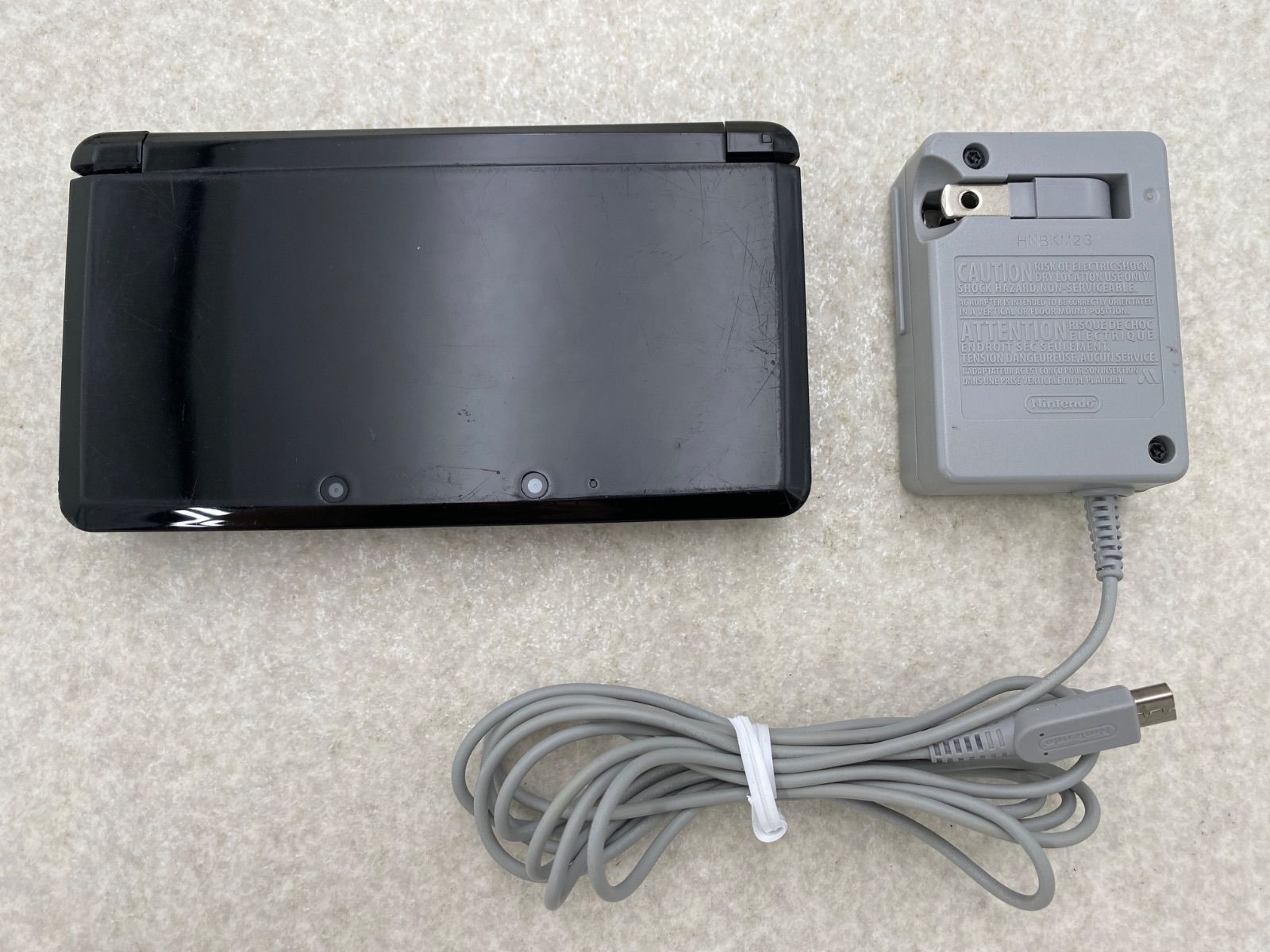 ニンテンドー3DS 　本体　ブラック