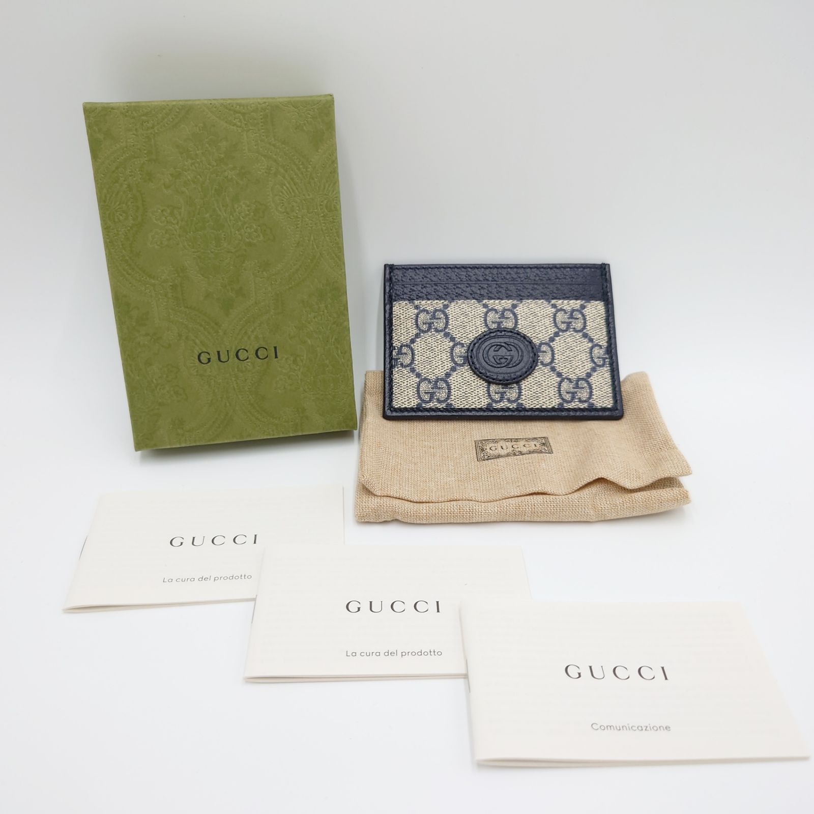 【未使用】 GUCCI グッチ パスケース カードケース ユニセックス ダブルGロゴ カード収納 コンパクト 高級感 軽量 おしゃれ ネイビー系 GGスプリームキャンバス レザー 673002 メンズ☆送料無料☆ 当店通常価格32,800円