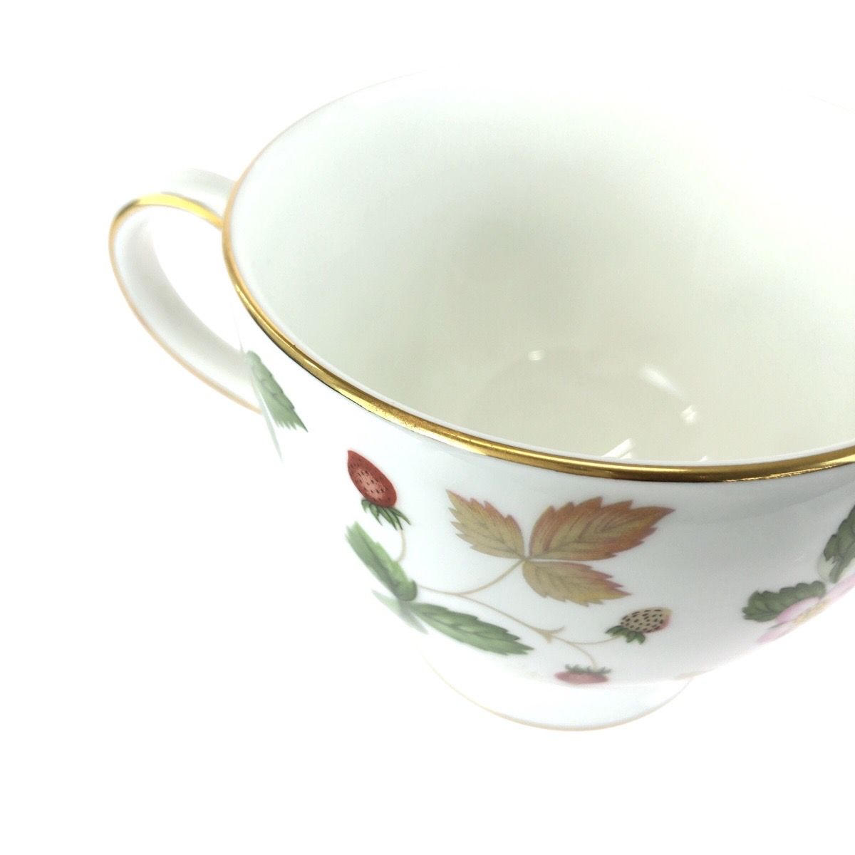 美品  ウェッジウッド ワイルド ストロベリー ピオニー ホワイト マルチカラー /ファイン ボーン チャイナ 1053377  マグカップ ペアティーカップ レディース 602715 【中古】 美品 Wedgwood ウェッジウッド ワイルド ストロベリー ピオニー