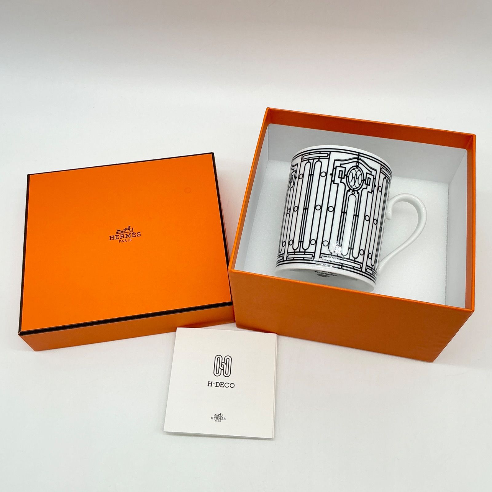 HERMES エルメス H Deco アッシュデコ マグカップ コップ 磁器 食器 モノトーン ブラック×ホワイト【中古】Aランク　9_147