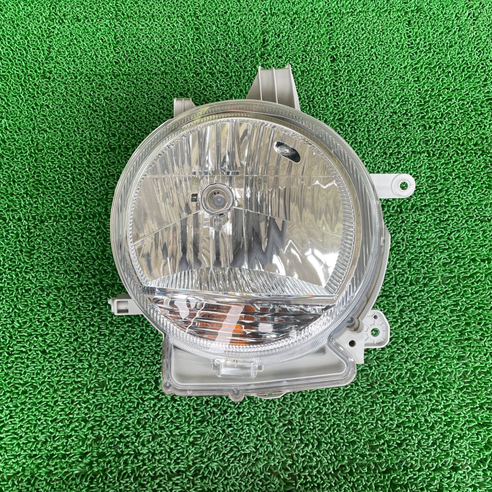 L550S ムーヴラテ 右ヘッドライト KOITO 100-51761 No.10661 - メルカリ