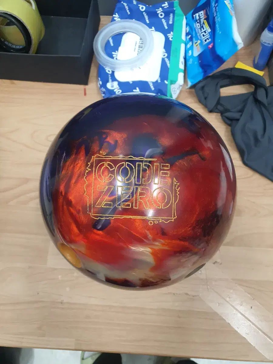 中古ボーリングボール 15p コードXERO