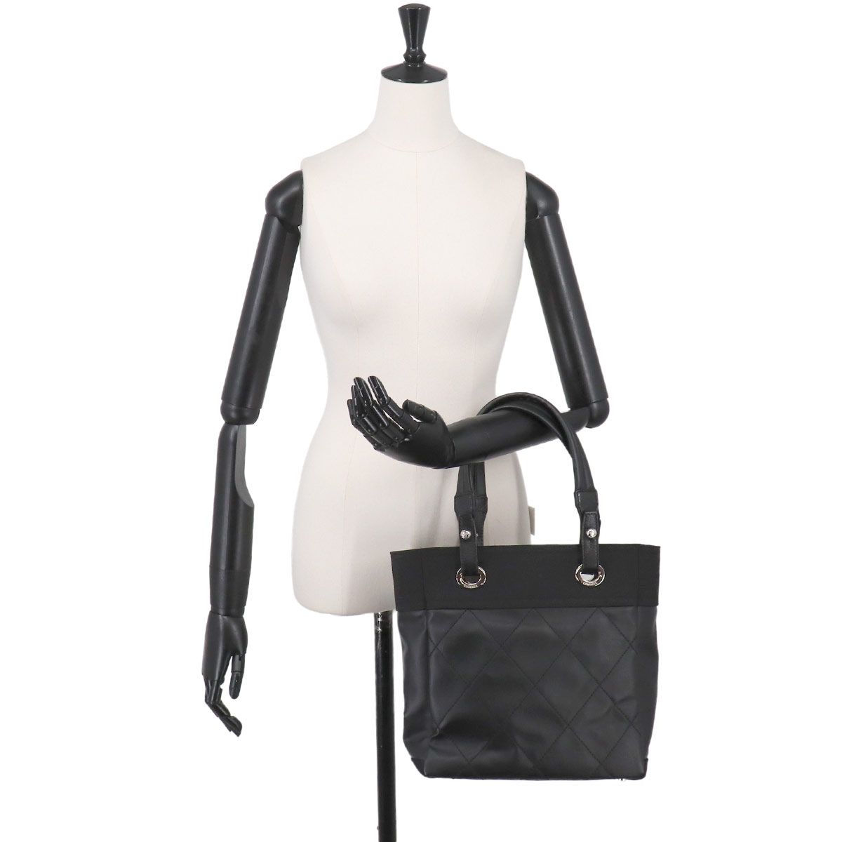 CHANEL■正規品 ココマーク パリビアリッツ バッグチャーム■シルバー系 未使用 展示品 シャネル CHANEL パリビアリッツ PM トート バッグ PVC