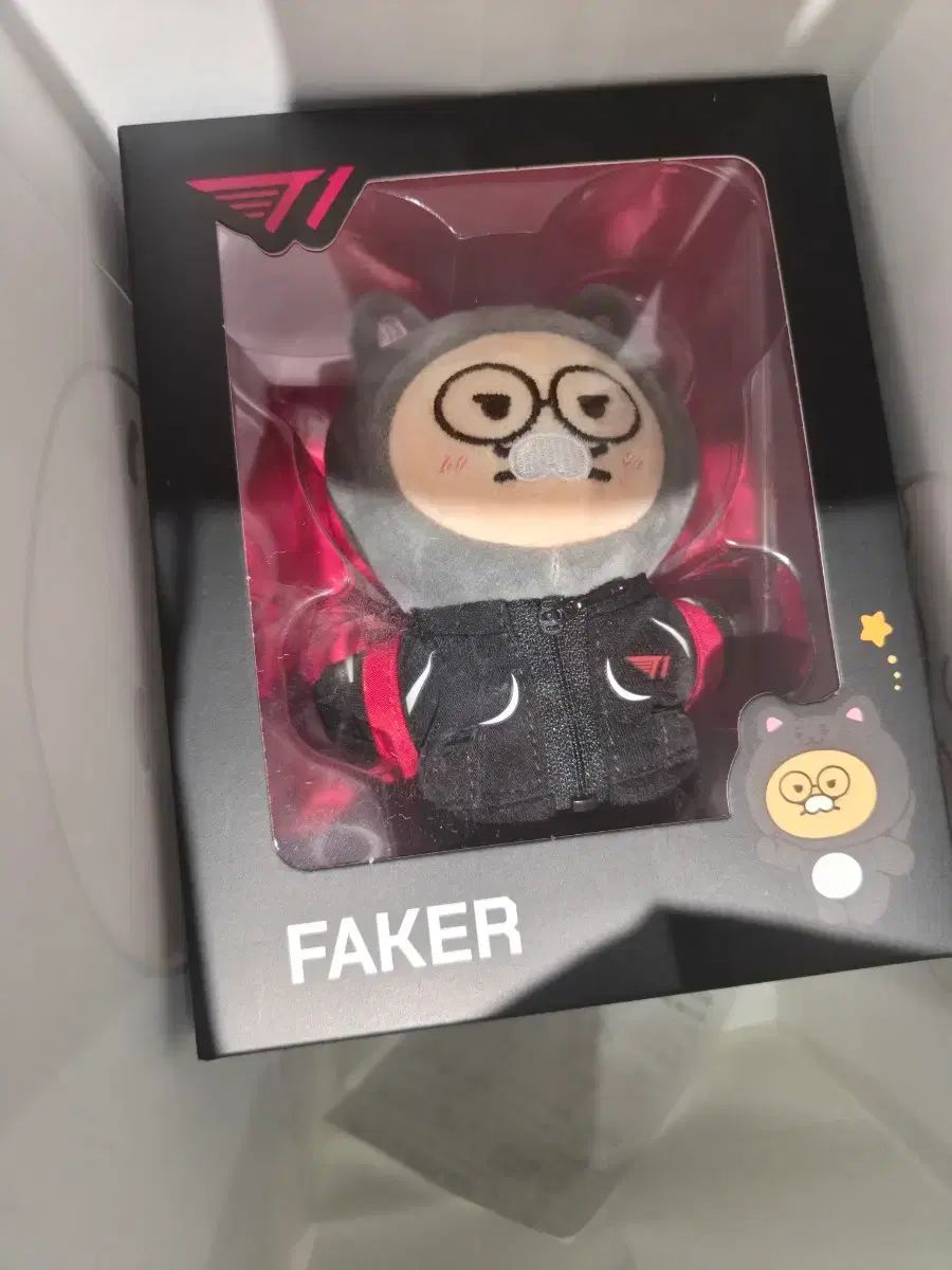 T1 FAKER ぬいぐるみ 出品 トレカ 含む - メルカリ
