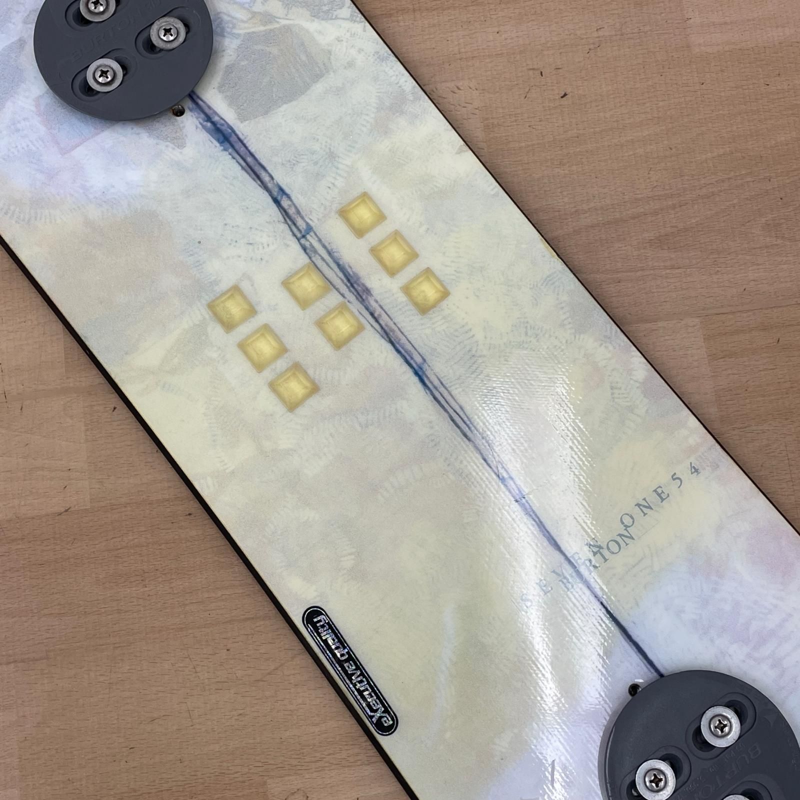 BURTON SEVEN ONE 54 バートン スノーボード板 カラス 154センチ