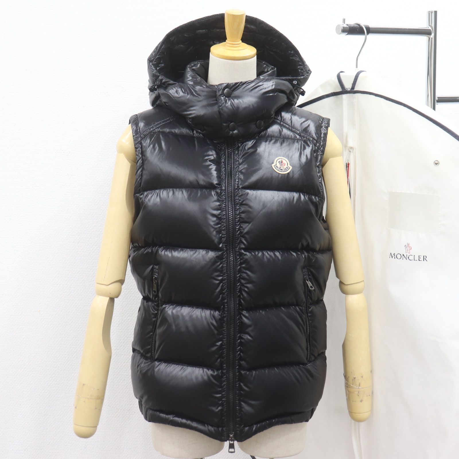 IT636P4JV09G 国内正規品 MONCLER モンクレール LACET ラセット ダウン
