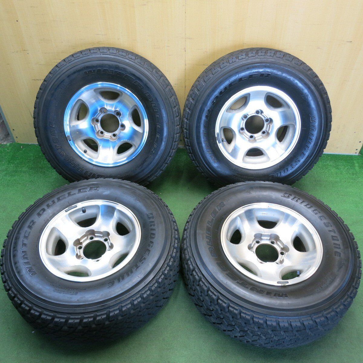 4本価格◎トヨタ ランクル 80 純正 275/70R16 スタッドレス 