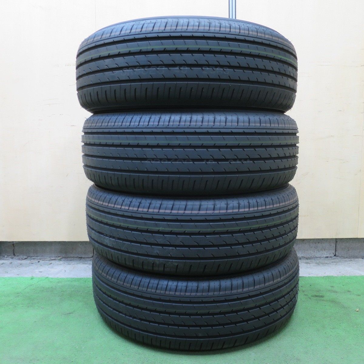 新車外し！26年☆225/60R18 ヨコハマ アドバン V03 V03A タイヤ 18 