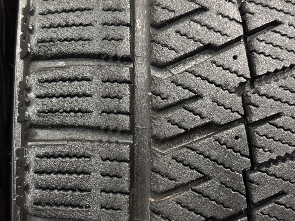 バルミナ　18インチアルミ　スタッドレス　　VRX2 235/45R18 美品 スタッドレス】バルミナ 18in 7.5J +42 PCD114.3 ブリヂストン