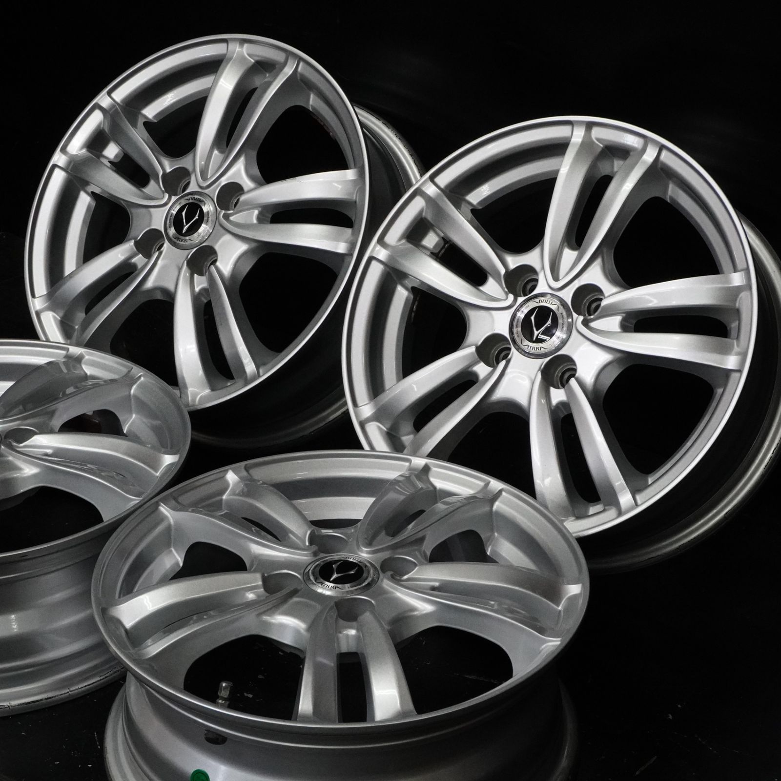 中古ホイール ハートボイス VATRRA 15インチ 4本セット 5.5J +42 100
