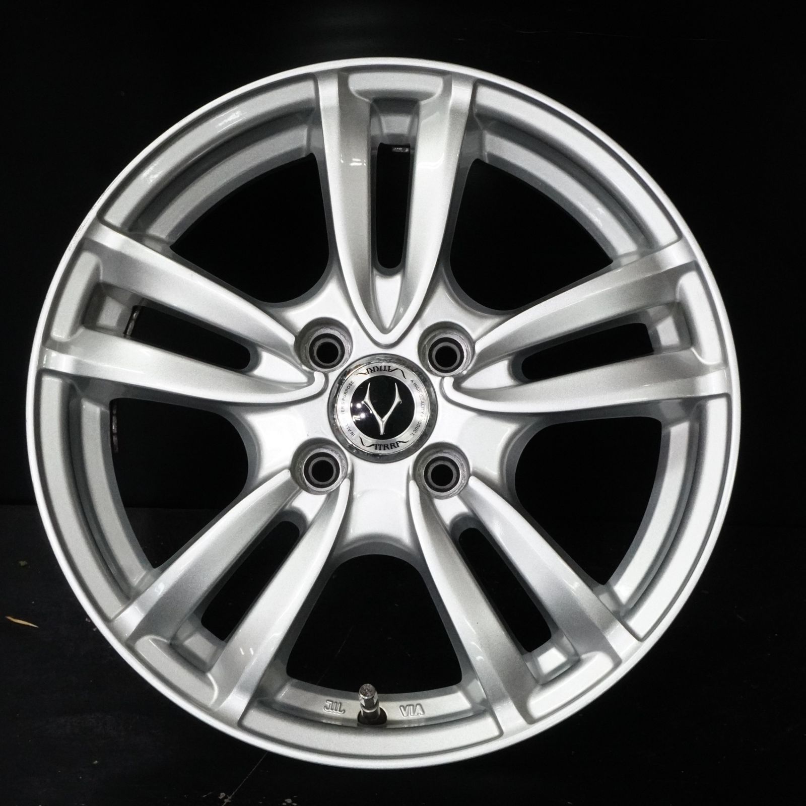 中古ホイール ハートボイス VATRRA 15インチ 4本セット 5.5J +42 100 