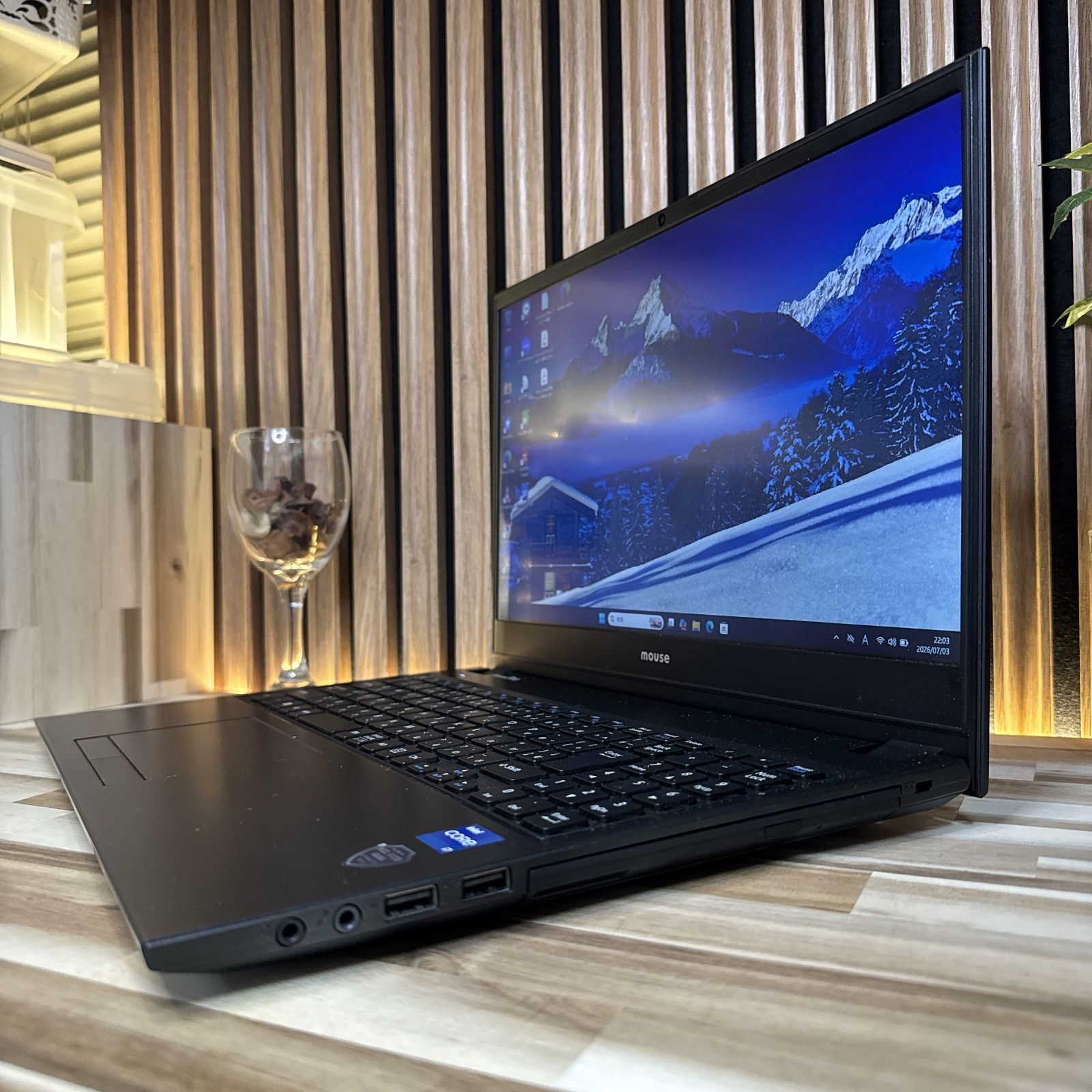 準美品‼️DVDドライブ搭載☘Mouse☘️最高峰i7第11世代☘大容量