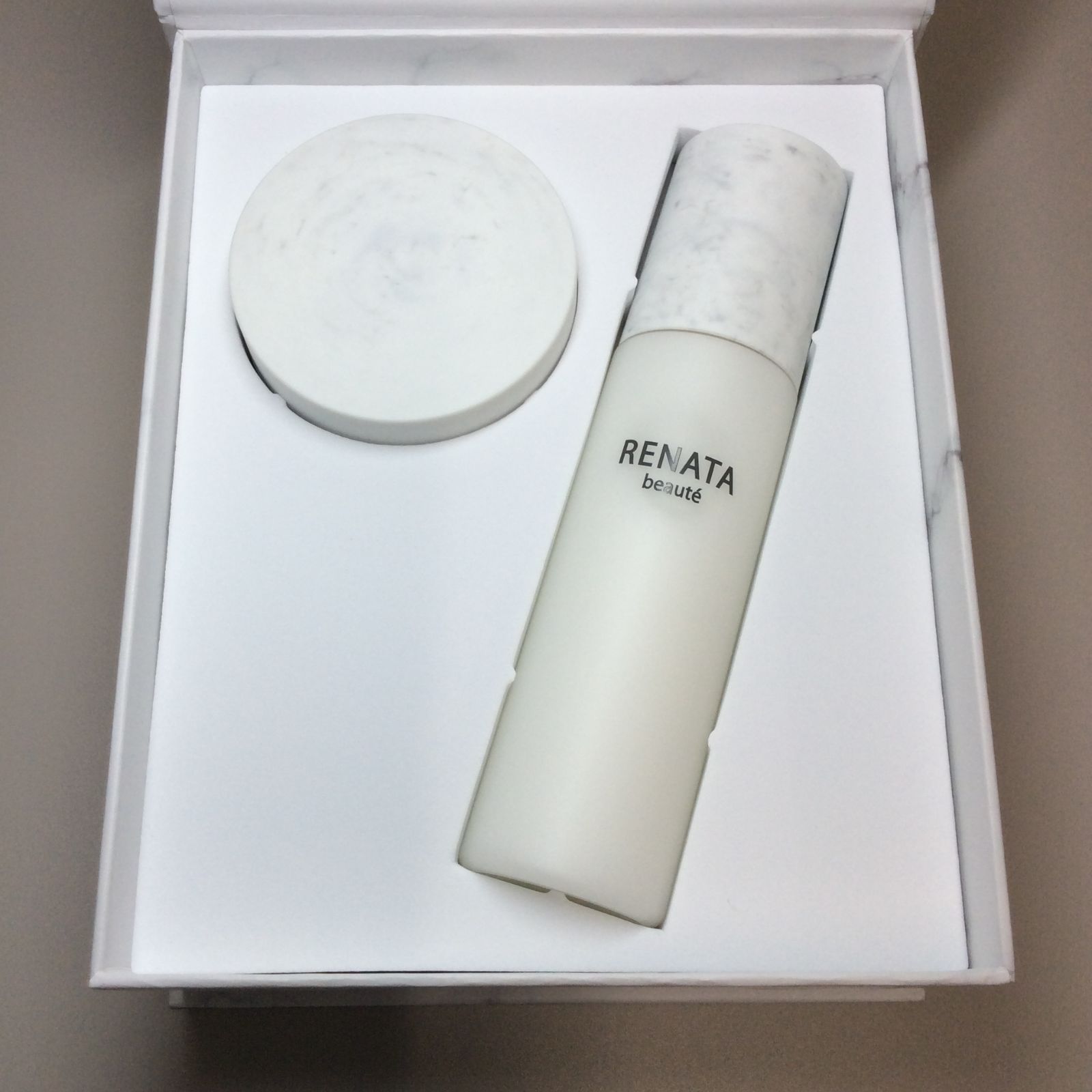 BEA612-0001【新品・未使用】RENATA beauté レナータボーテ スキンケア