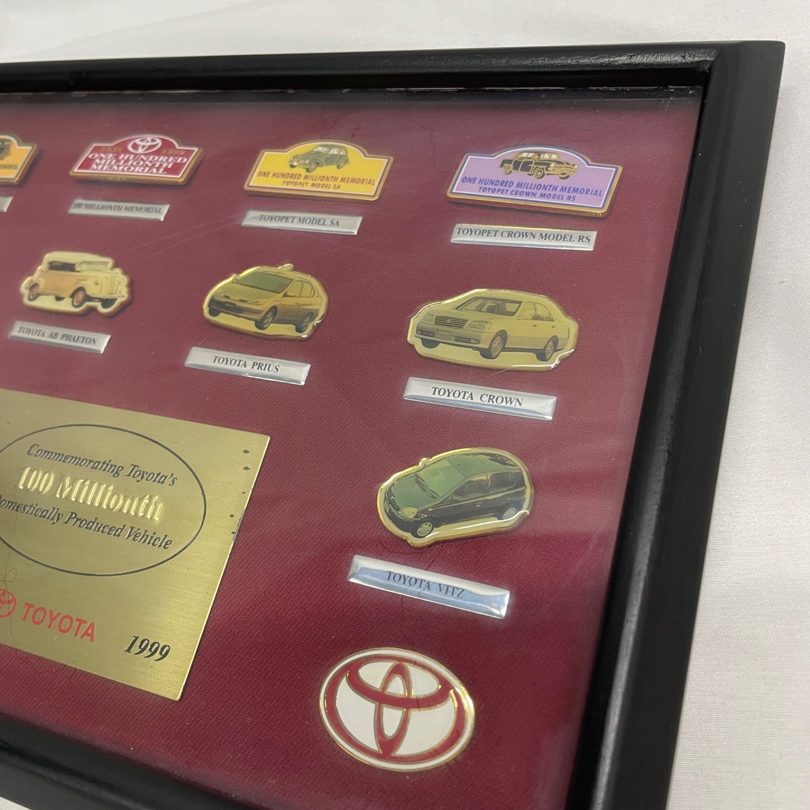◇ TOYOTA 100Million 記念 ピンバッジ 【長期保管品】【劣化・変色