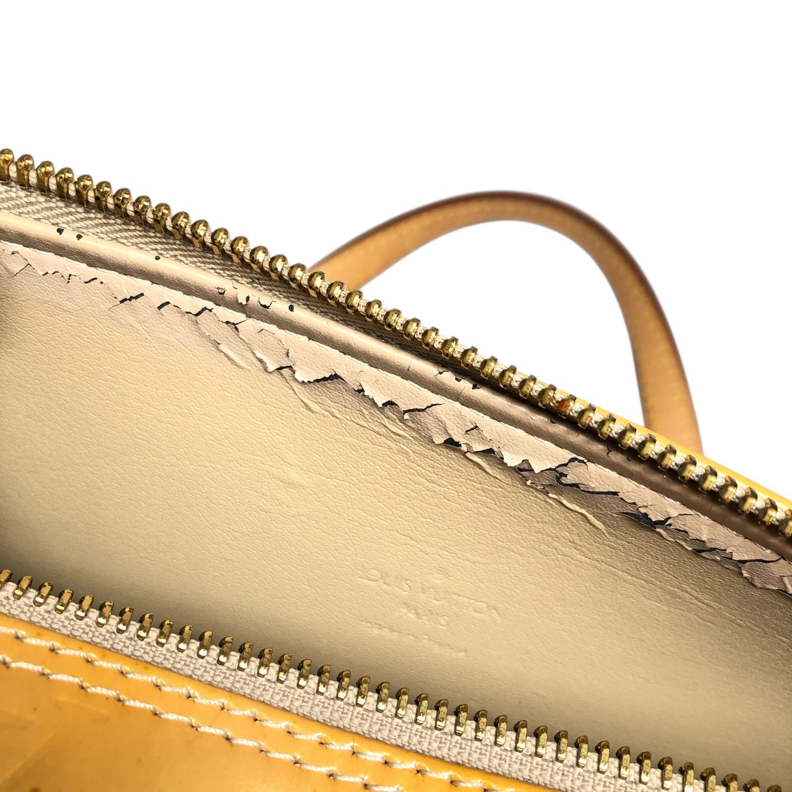 ルイヴィトン】本物 LOUIS VUITTON モノグラム ヴェルニ ベッド