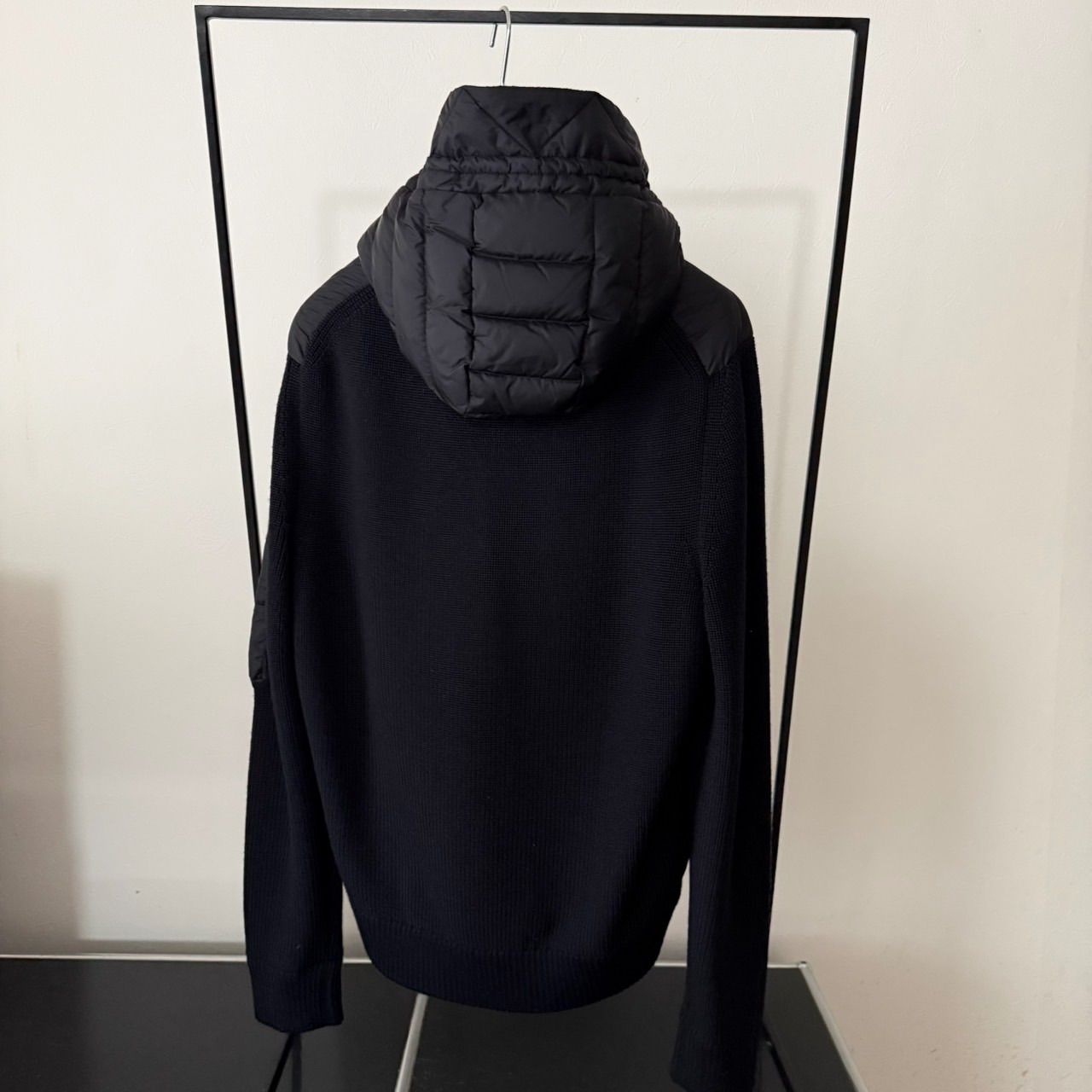 MONCLER モンクレール☆定番ハイブリッドダウンニット☆2024年〜2025年