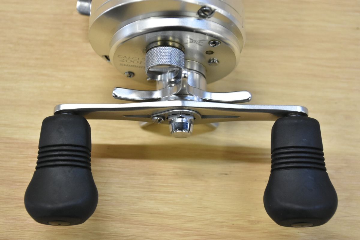 シマノ 11 オシアカルカッタ 200HG 右 SHIMANO OCEA CALCUTTA ベイト