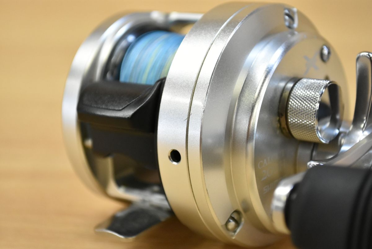 シマノ 11 オシアカルカッタ 200HG 右 SHIMANO OCEA CALCUTTA ベイト