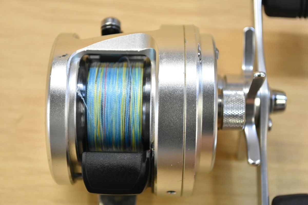OCÉA CALCUTTA 200HG ベイトリール シマノ 11 オシアカルカッタ 200HG 右 SHIMANO OCEA CALCUTTA ベイト