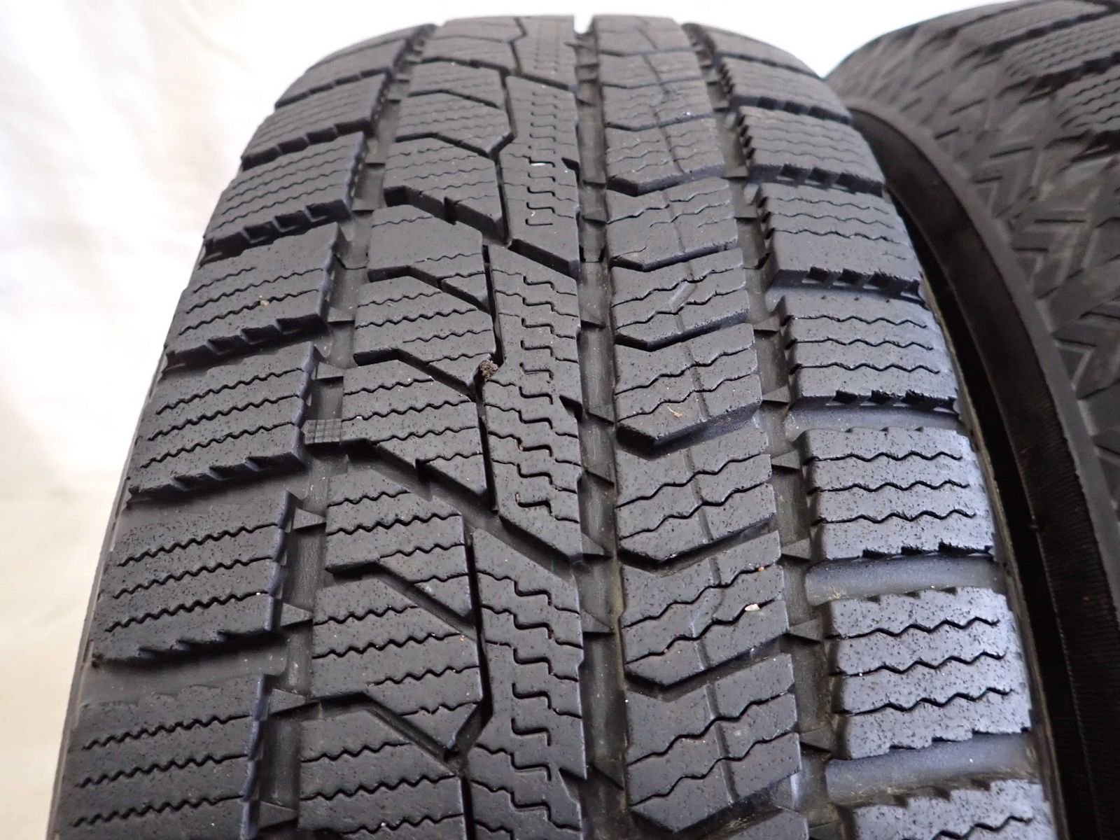 ■中古冬タイヤ■トーヨー　オブザーブ GIZ2　185/70R14　88Q　4本 冬4本SET 会社宛 送料無料 185/70R14 88Q トーヨー オブザーブ GIZ2