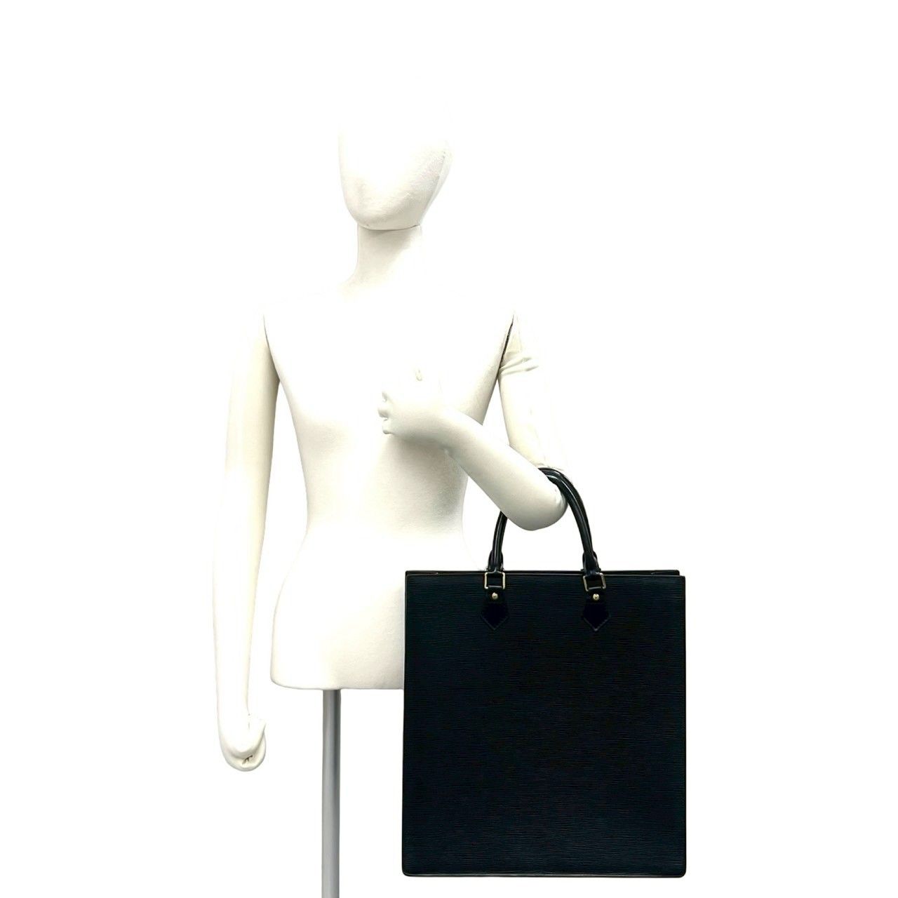 極 美品 LOUIS VUITTON ルイヴィトン サックプラ エピ レザー 本革