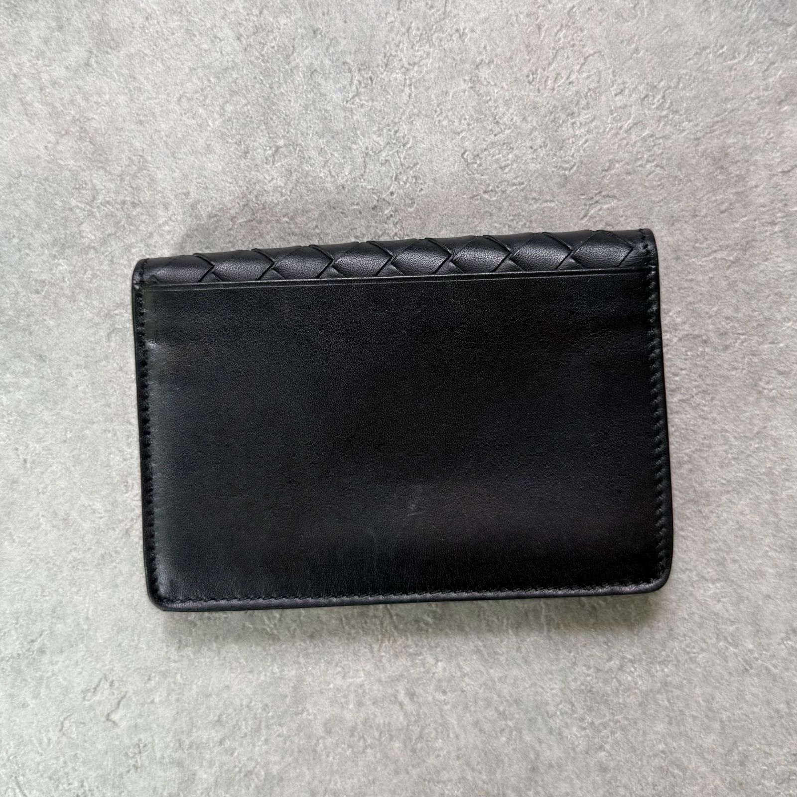 【極美品】　BOTTEGA VENETA　名刺入れ　マキシイントレチャート　黒色 極美品 BOTTEGA VENETA ボッテガヴェネタ イントレチャート 名刺入れ