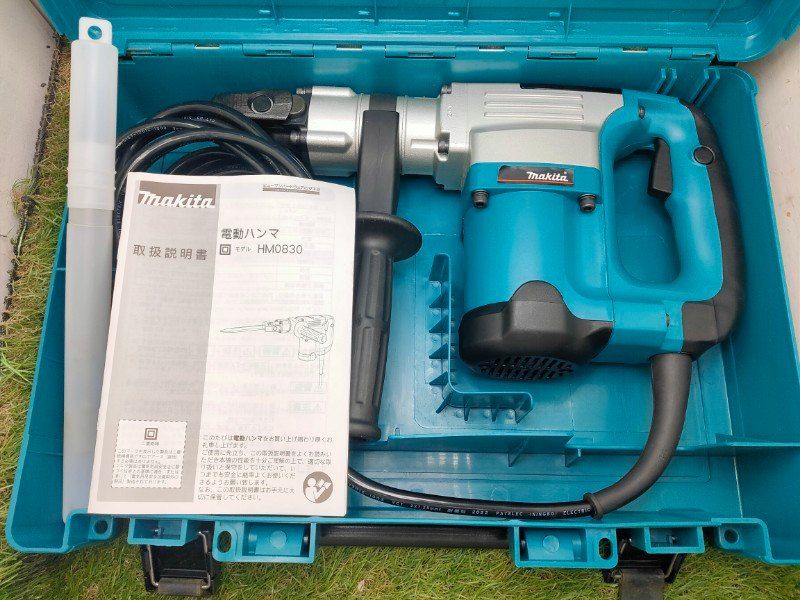 ☆マキタ 電動ハンマ (六角シャンク) HM0830　若干の使用感あるためAランク　動作確認済み 28,470円