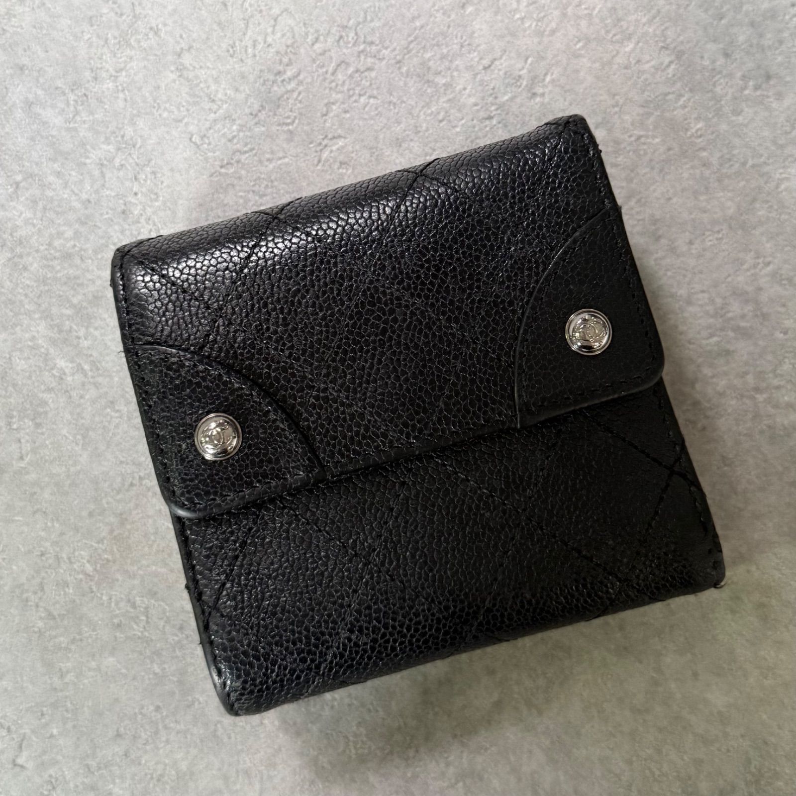 CHANEL シャネル マトラッセ 三つ折り財布 ビコローレ キャビアスキン 